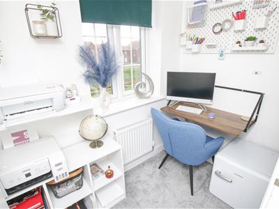 COMPUTER HUB